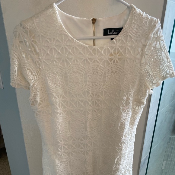 Dresses & Skirts - Lulus dress size small